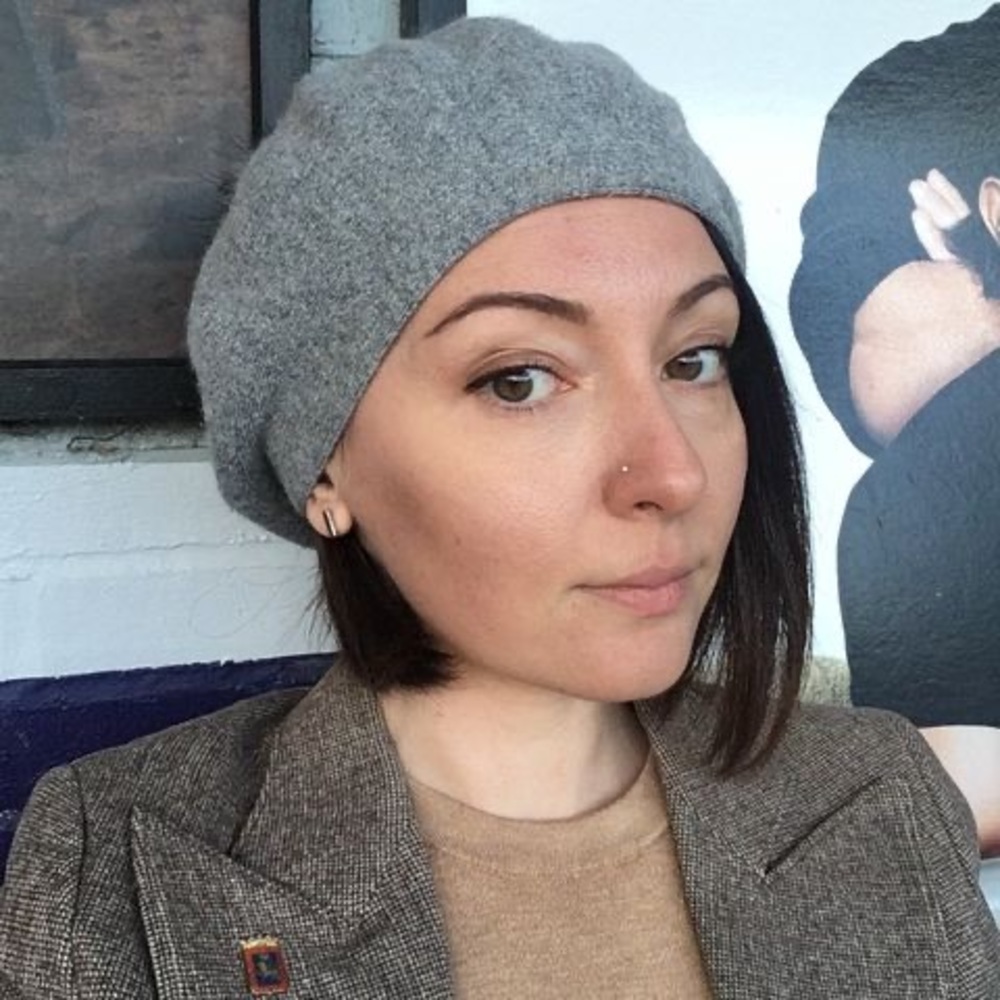 Meet your Posher, Yasemin